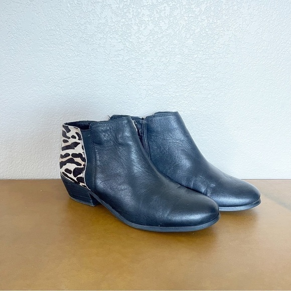 Aldo Black Animal Print Ankle Booties Size 7.5 Women - Picture 1 of 9